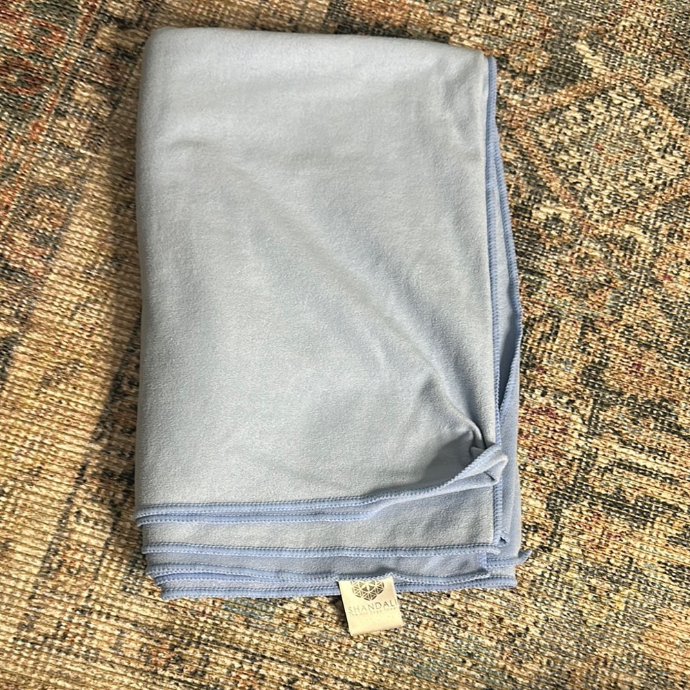 Hot yoga mat towel